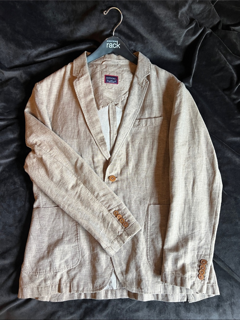 UNTUCKit Men's Light Beige Linen-Blend Shirt Jacket Unstructured.